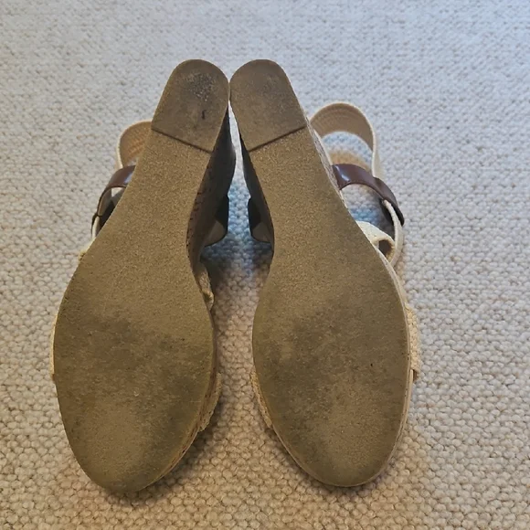 Steve Madden Cream and Brown Wedge Sandals - Picture 4 of 5